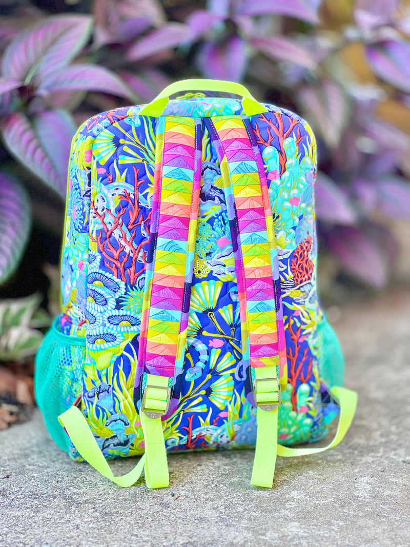 Backpack Straps & Pockets - QE104